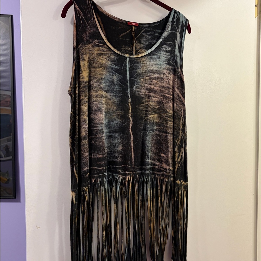 Black and Tan Fringe Sleeveless Top - Picture 2 of 6